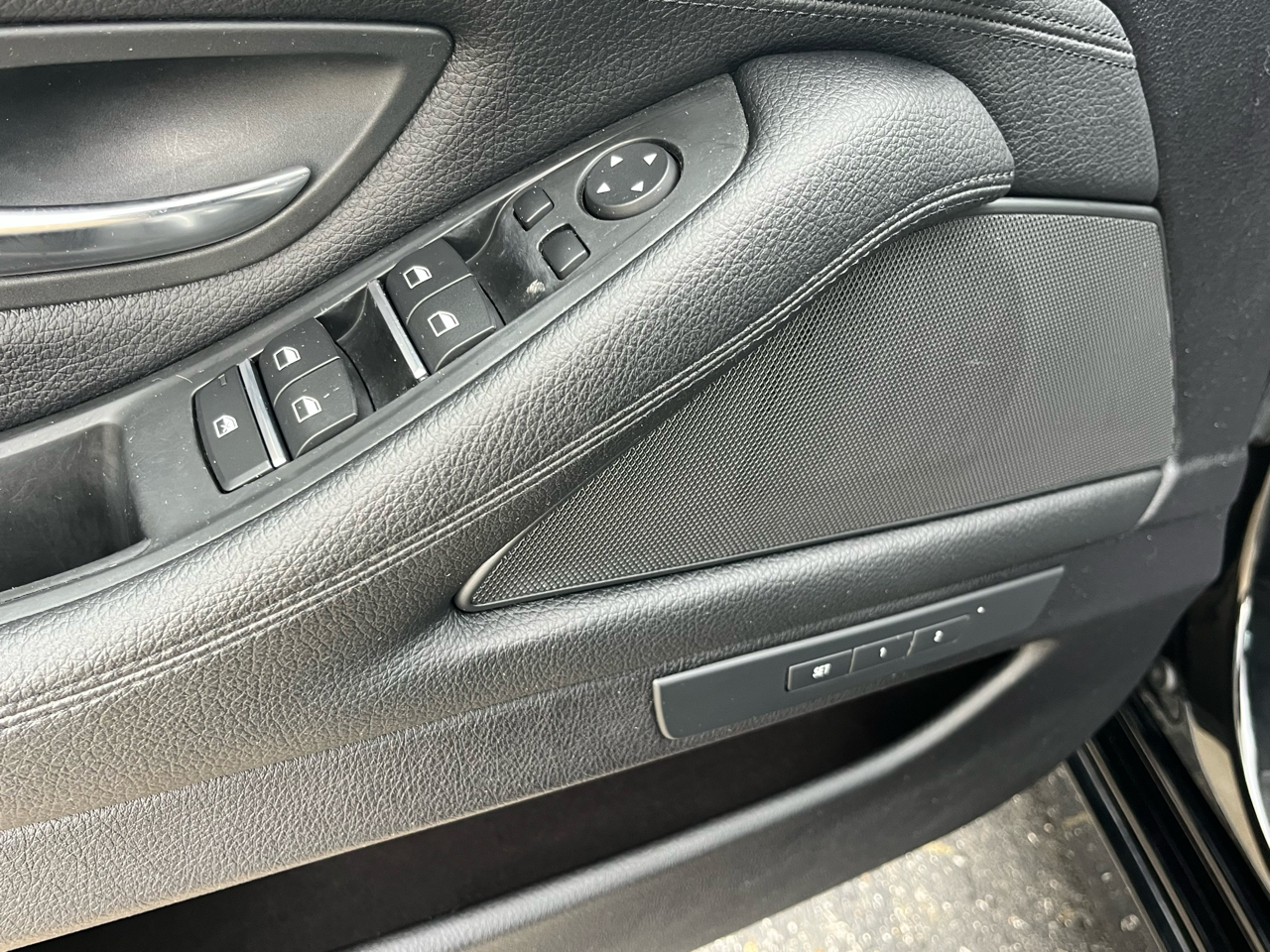 BMW 5 Series 4dr Sdn 528i xDrive AWD 2016