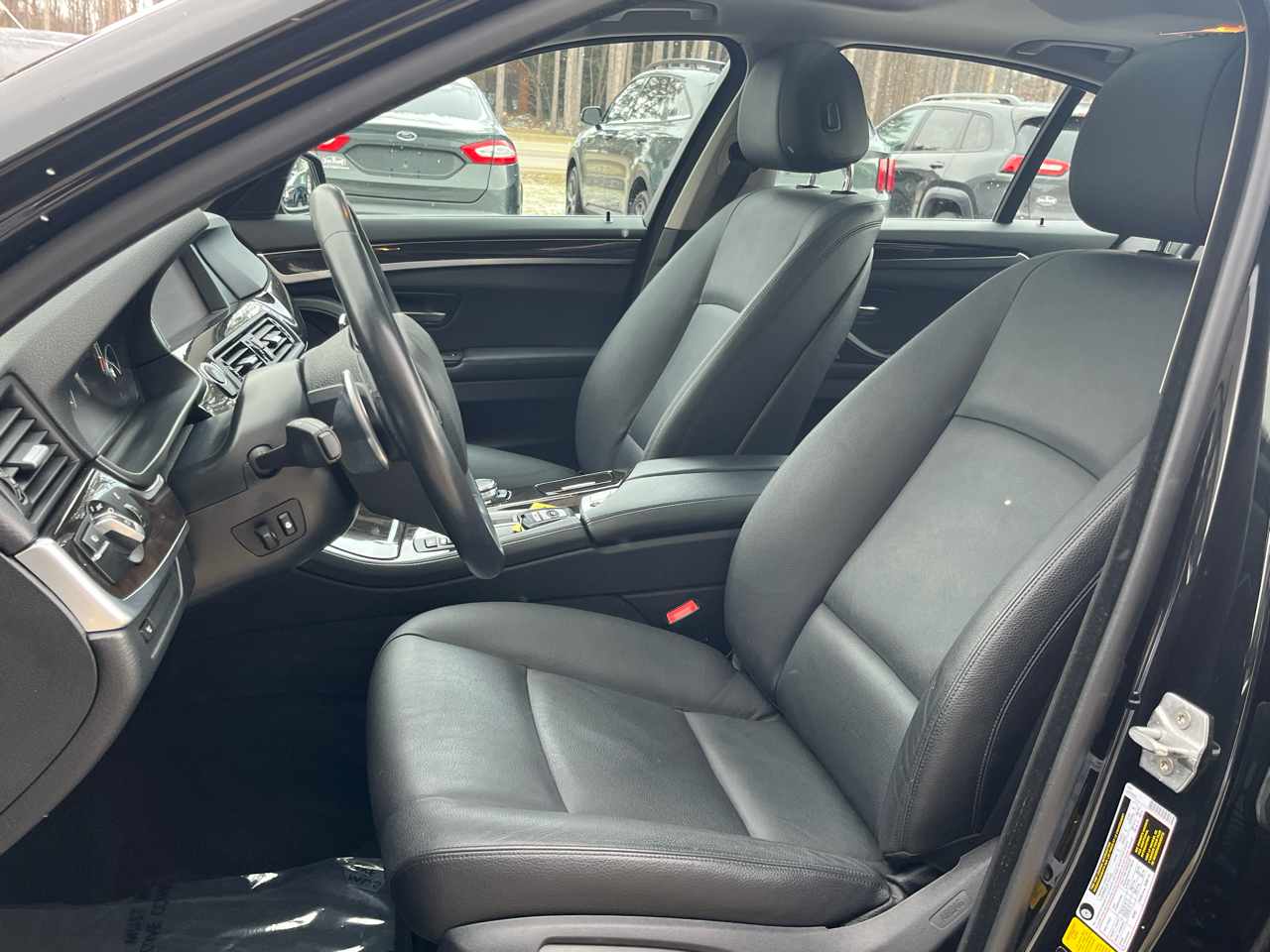 BMW 5 Series 4dr Sdn 528i xDrive AWD 2016