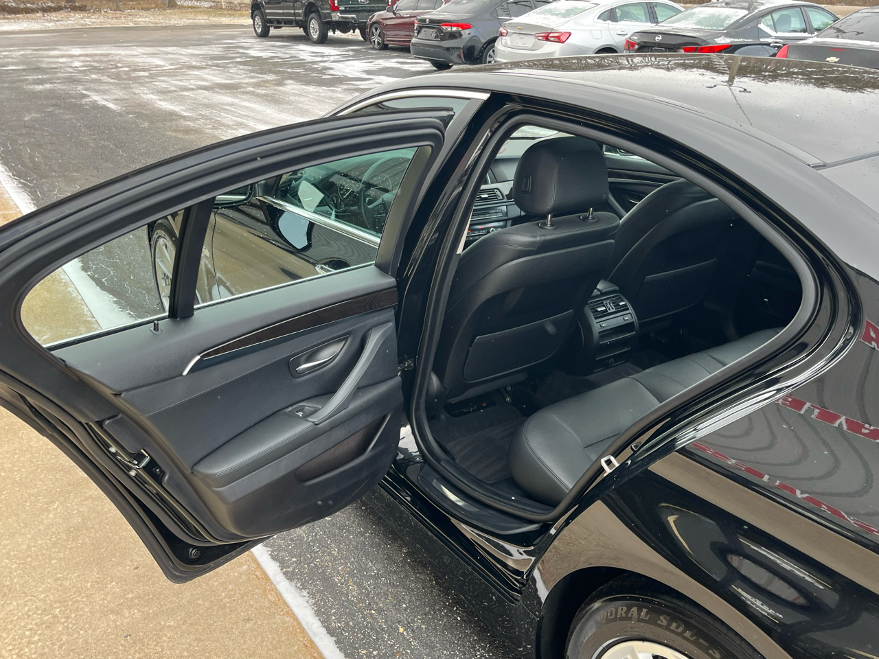 BMW 5 Series 4dr Sdn 528i xDrive AWD 2016