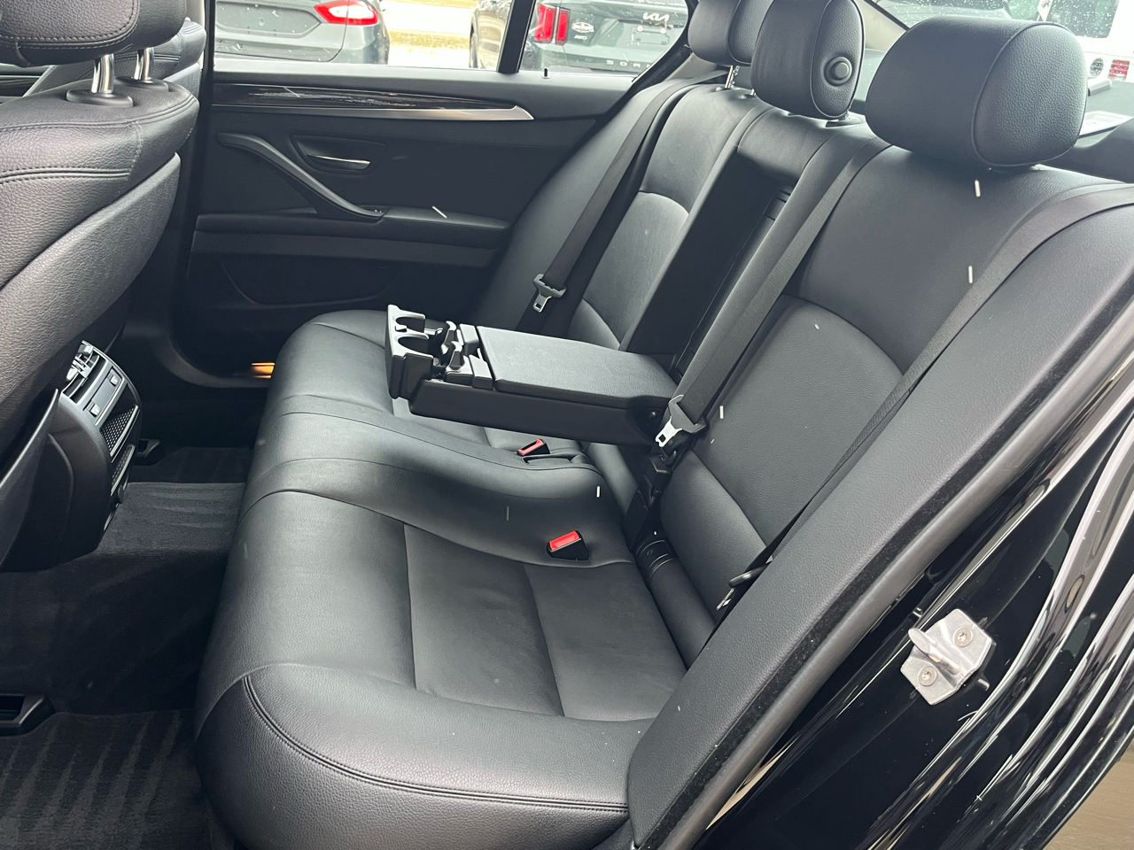 BMW 5 Series 4dr Sdn 528i xDrive AWD 2016