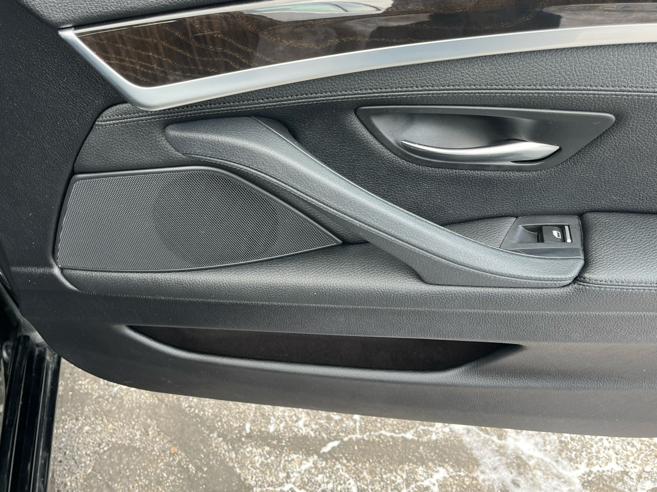 BMW 5 Series 4dr Sdn 528i xDrive AWD 2016