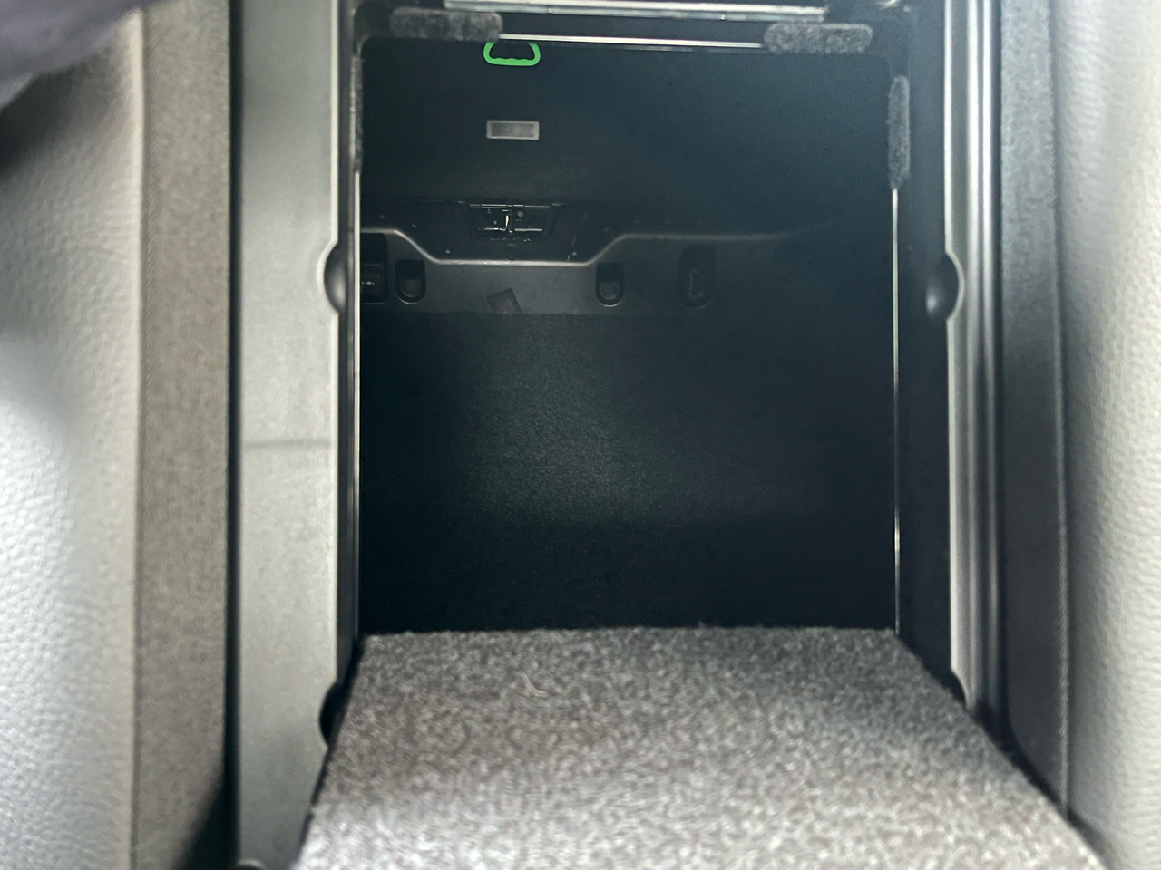 BMW 5 Series 4dr Sdn 528i xDrive AWD 2016