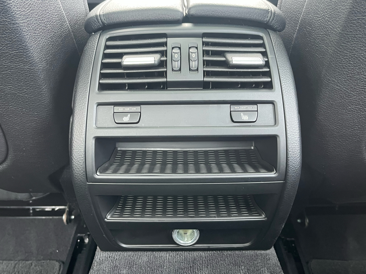 BMW 5 Series 4dr Sdn 528i xDrive AWD 2016