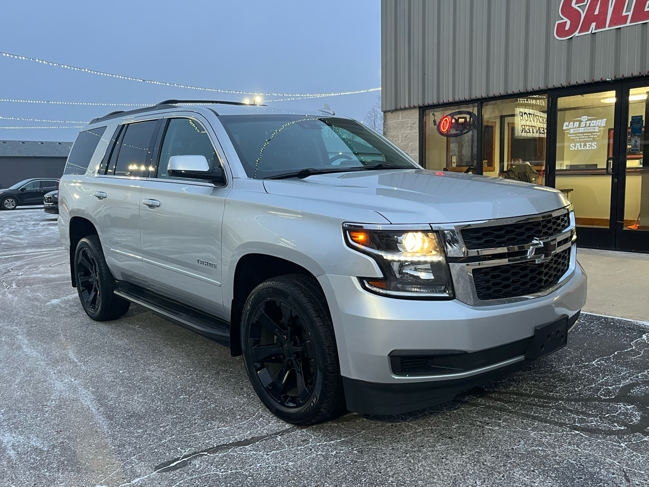Chevrolet Tahoe 4WD 4dr LT 2019