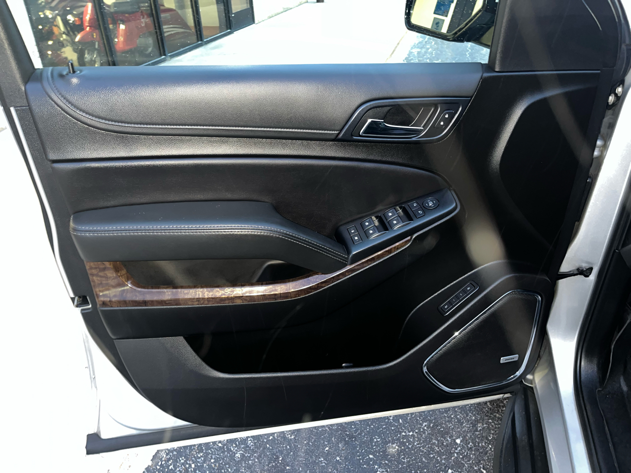 Chevrolet Tahoe 4WD 4dr LT 2019