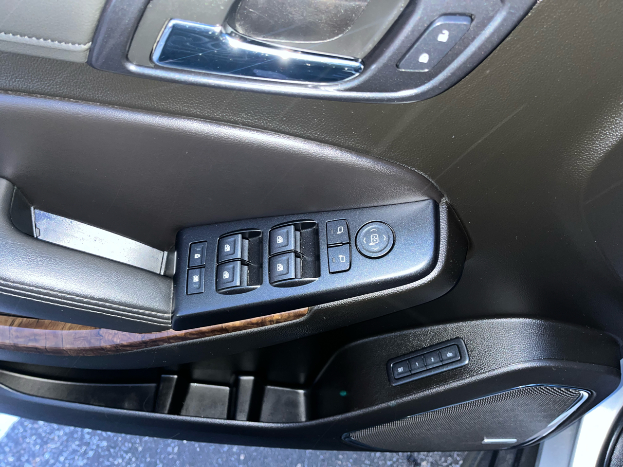 Chevrolet Tahoe 4WD 4dr LT 2019