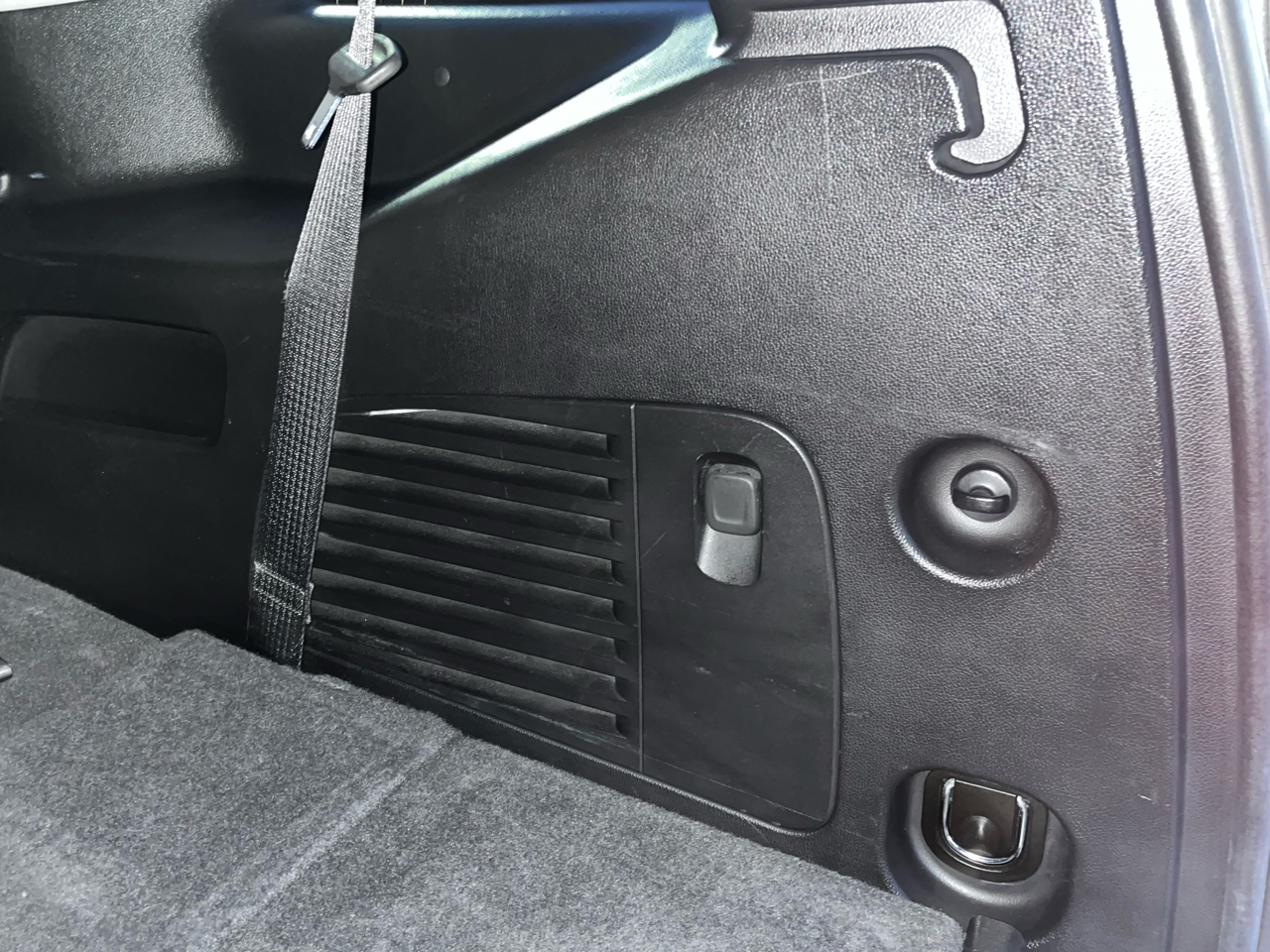 Chevrolet Tahoe 4WD 4dr LT 2019