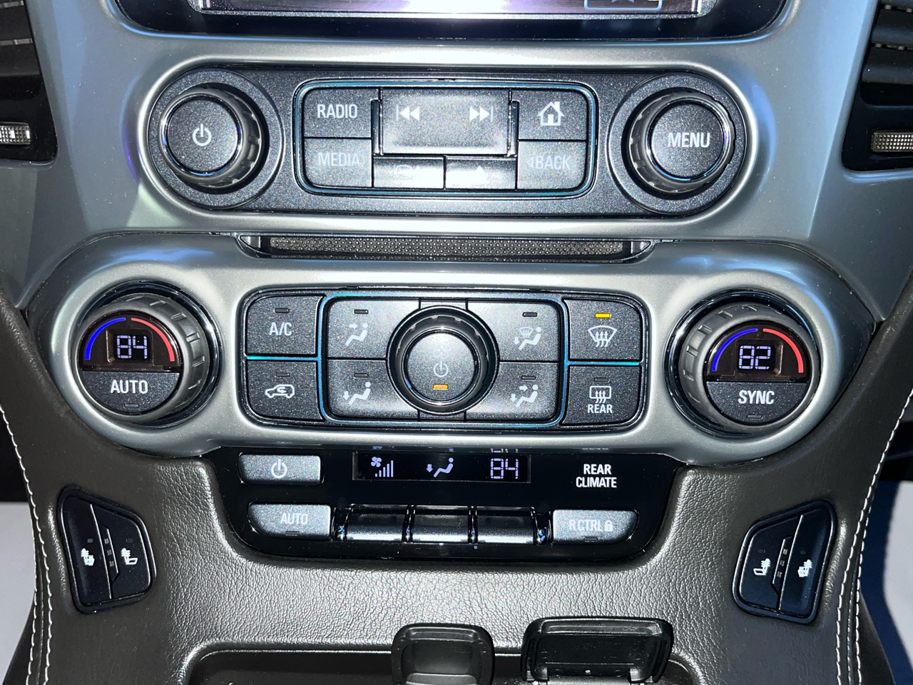 Chevrolet Tahoe 4WD 4dr LT 2019