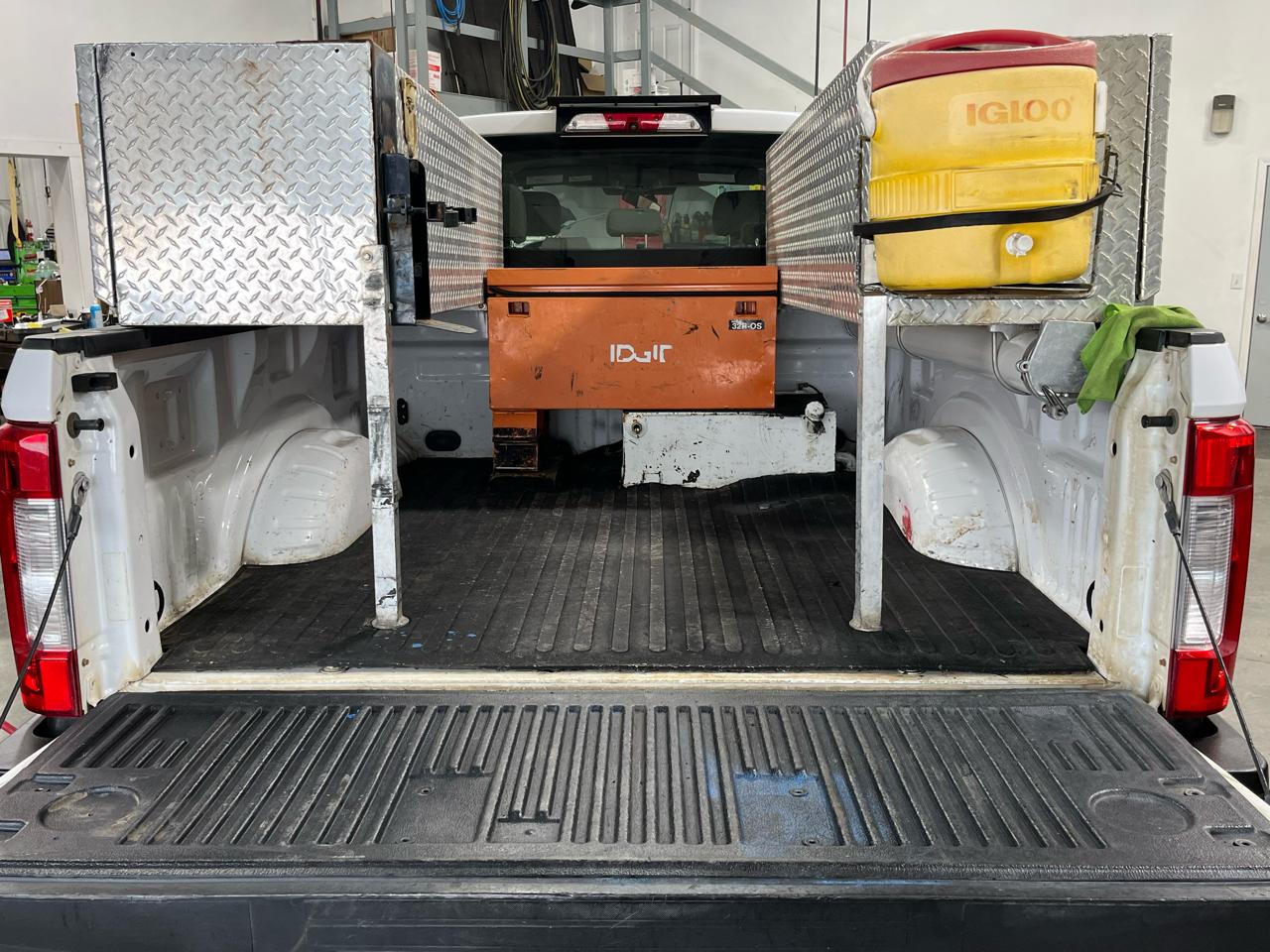 Ford Super Duty F-350 SRW XL 4WD Crew Cab 6.75' Box 2018