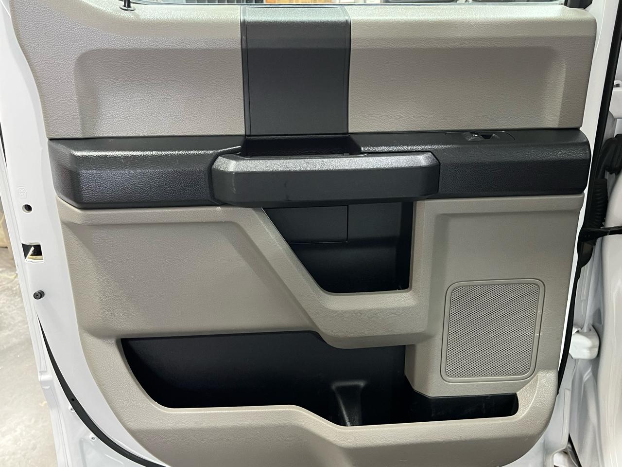 Ford Super Duty F-350 SRW XL 4WD Crew Cab 6.75' Box 2018