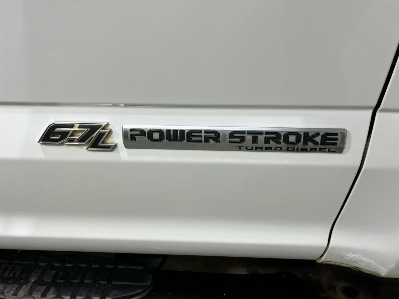 Ford Super Duty F-350 SRW XL 4WD Crew Cab 6.75' Box 2018