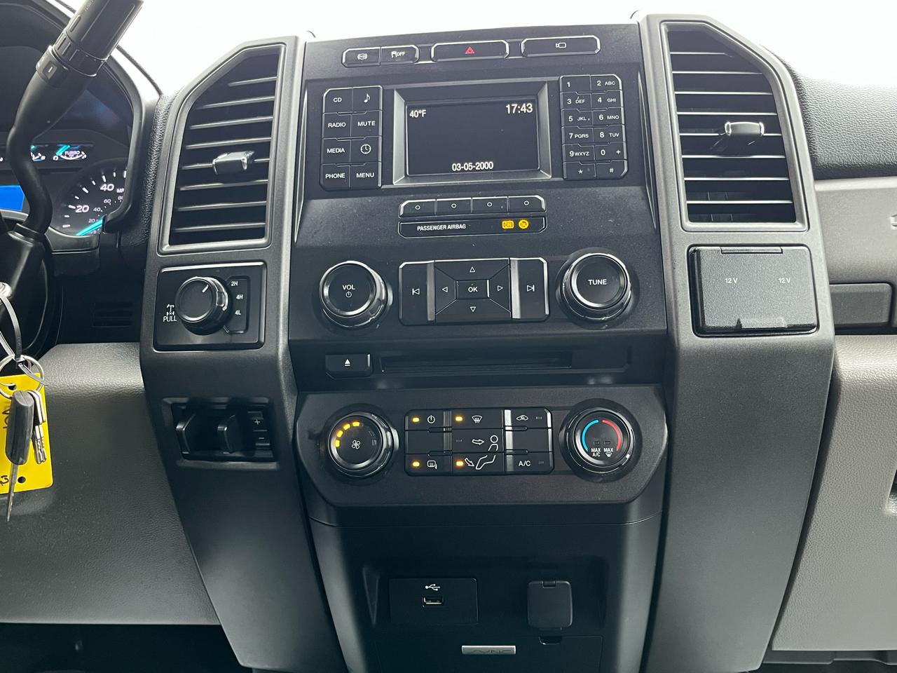 Ford Super Duty F-350 SRW XL 4WD Crew Cab 6.75' Box 2018