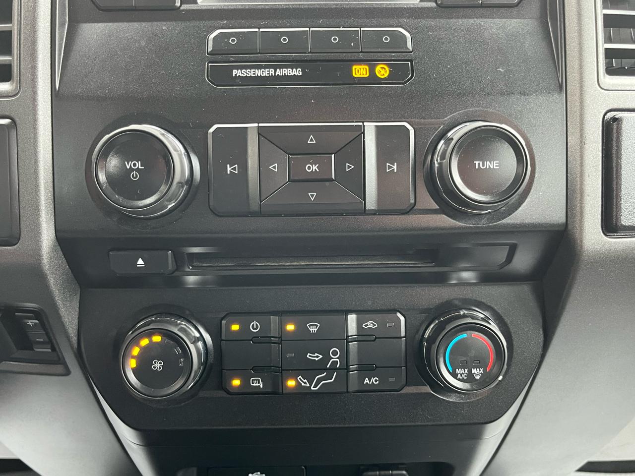 Ford Super Duty F-350 SRW XL 4WD Crew Cab 6.75' Box 2018