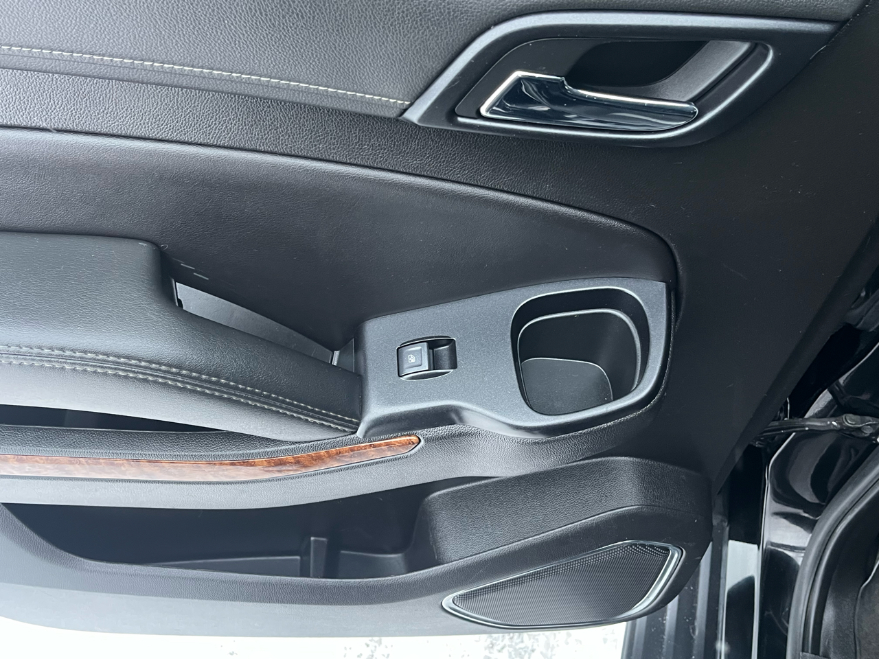 Chevrolet Suburban 4WD 4dr 1500 Premier 2019