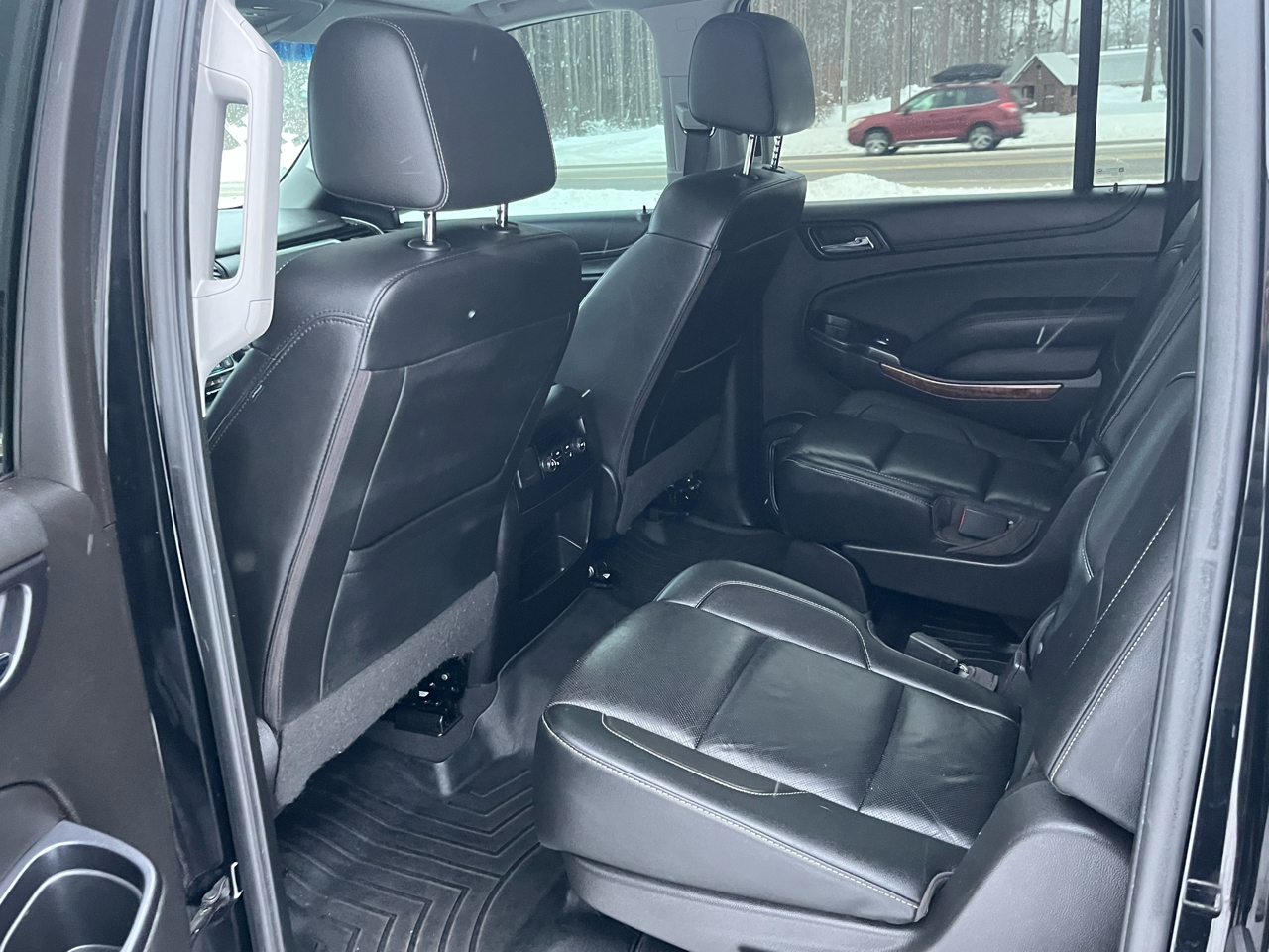 Chevrolet Suburban 4WD 4dr 1500 Premier 2019
