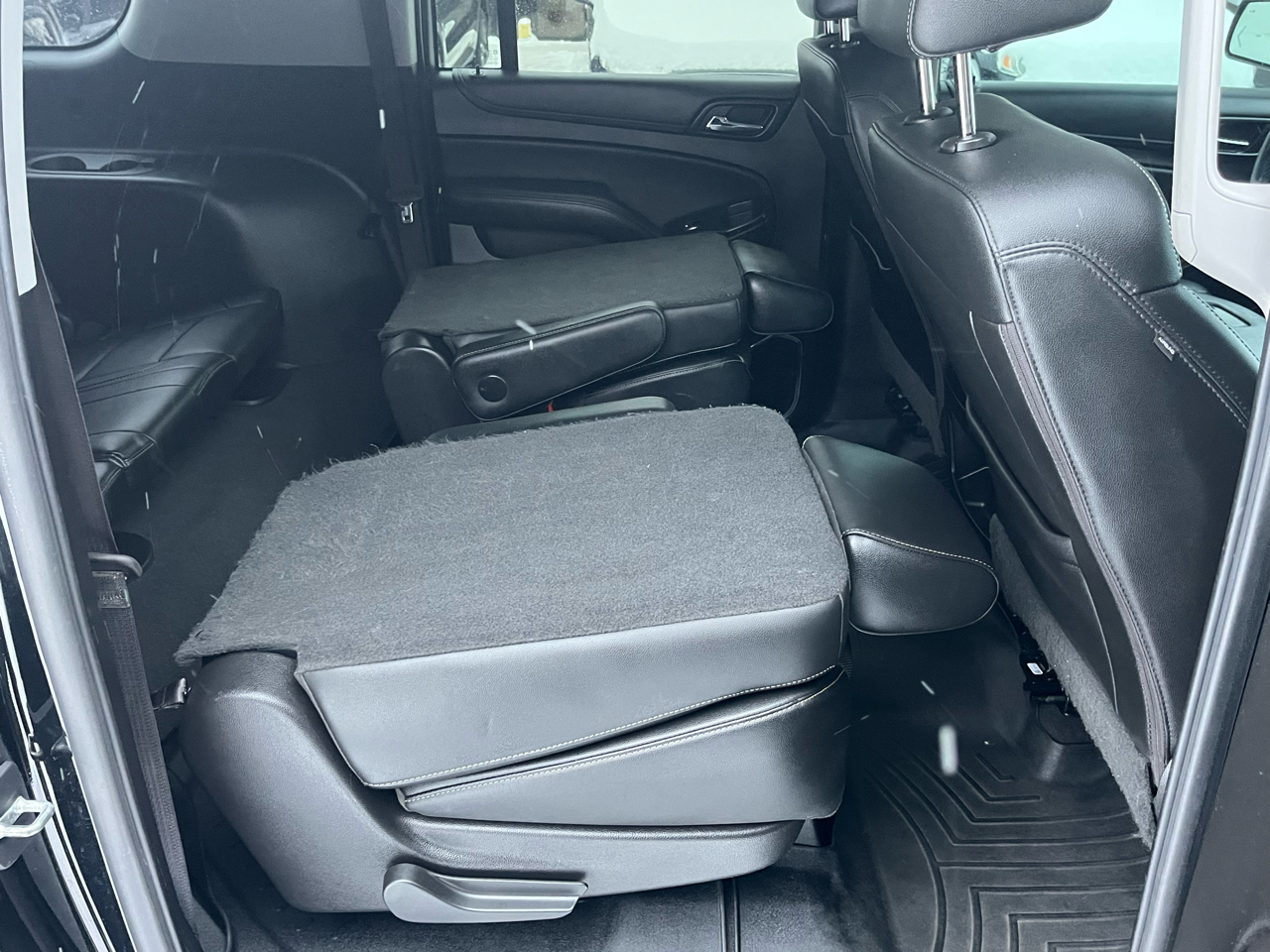 Chevrolet Suburban 4WD 4dr 1500 Premier 2019