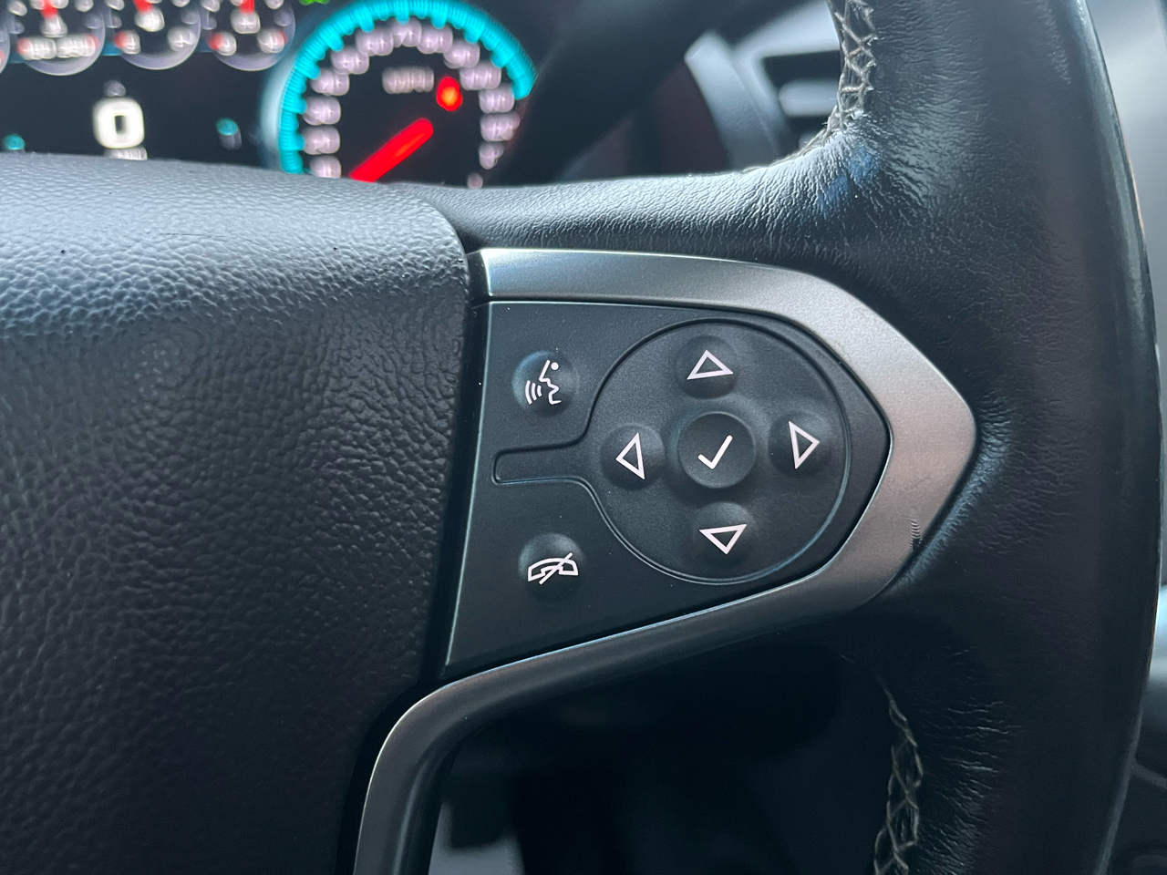 Chevrolet Suburban 4WD 4dr 1500 Premier 2019