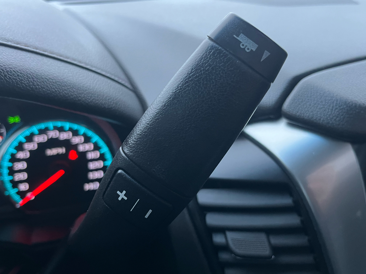 Chevrolet Suburban 4WD 4dr 1500 Premier 2019