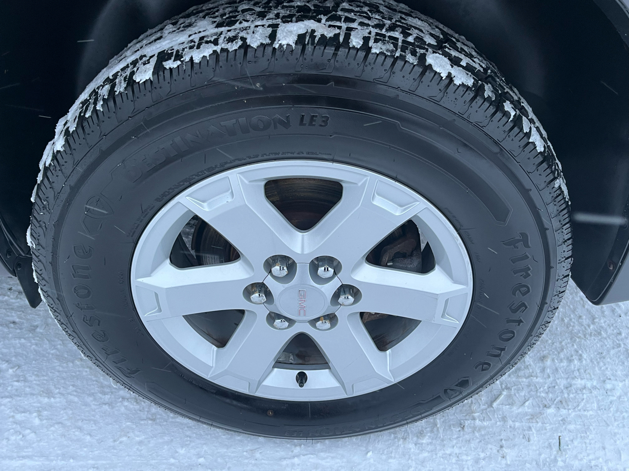 GMC Acadia AWD 4dr SLE w/SLE-1 2015