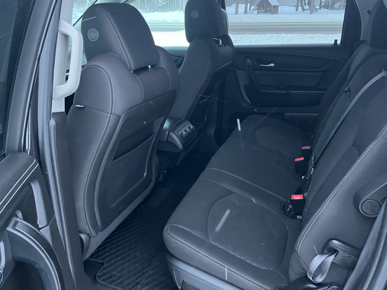 GMC Acadia AWD 4dr SLE w/SLE-1 2015