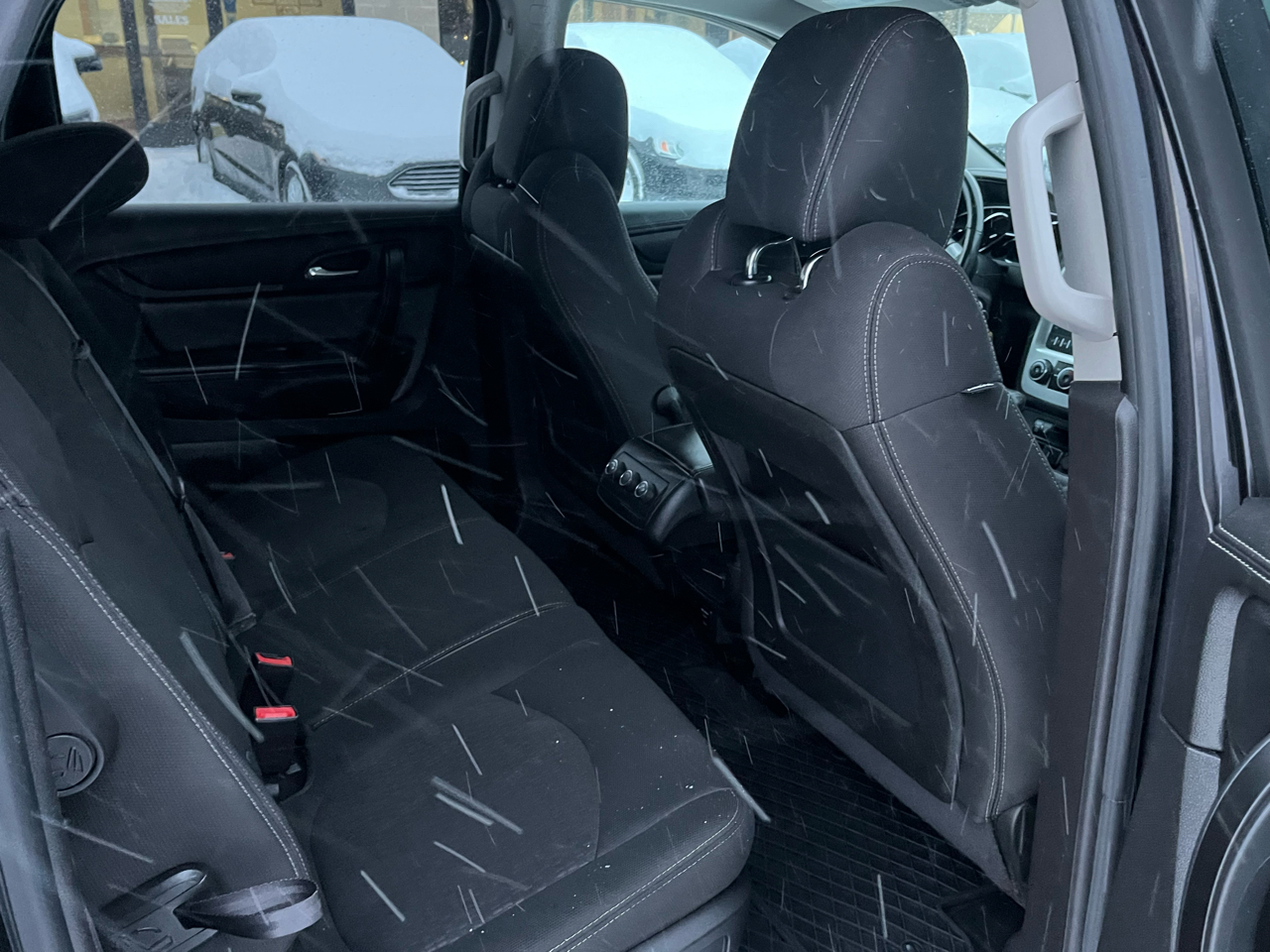 GMC Acadia AWD 4dr SLE w/SLE-1 2015