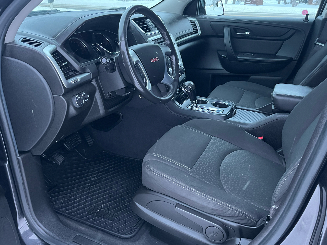 GMC Acadia AWD 4dr SLE w/SLE-1 2015