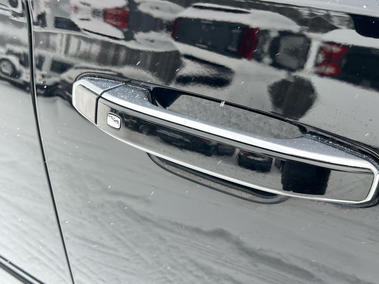 Chevrolet Tahoe 4WD 4dr LTZ 2015