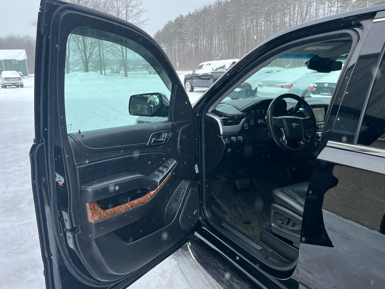 Chevrolet Tahoe 4WD 4dr LTZ 2015