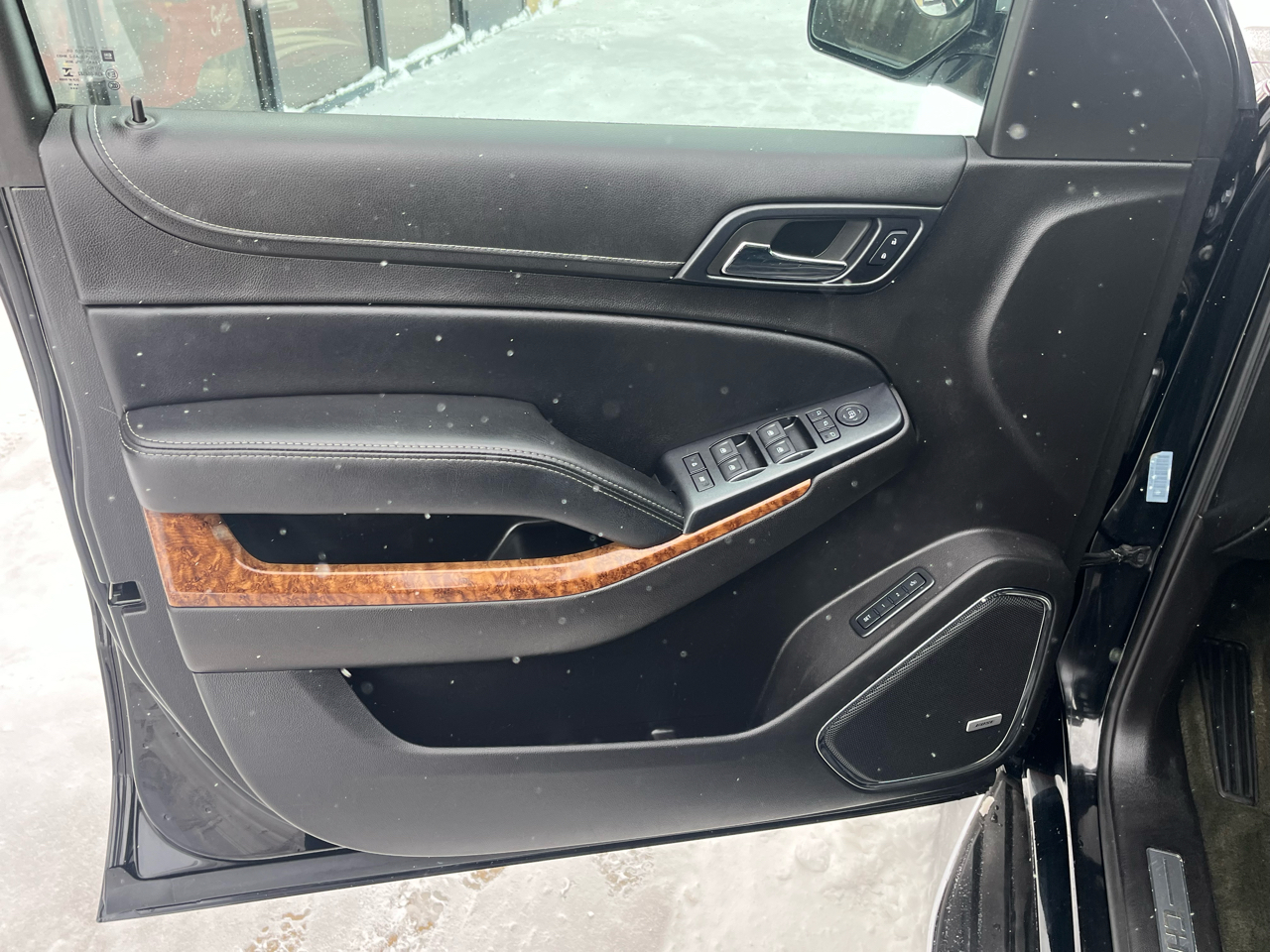 Chevrolet Tahoe 4WD 4dr LTZ 2015