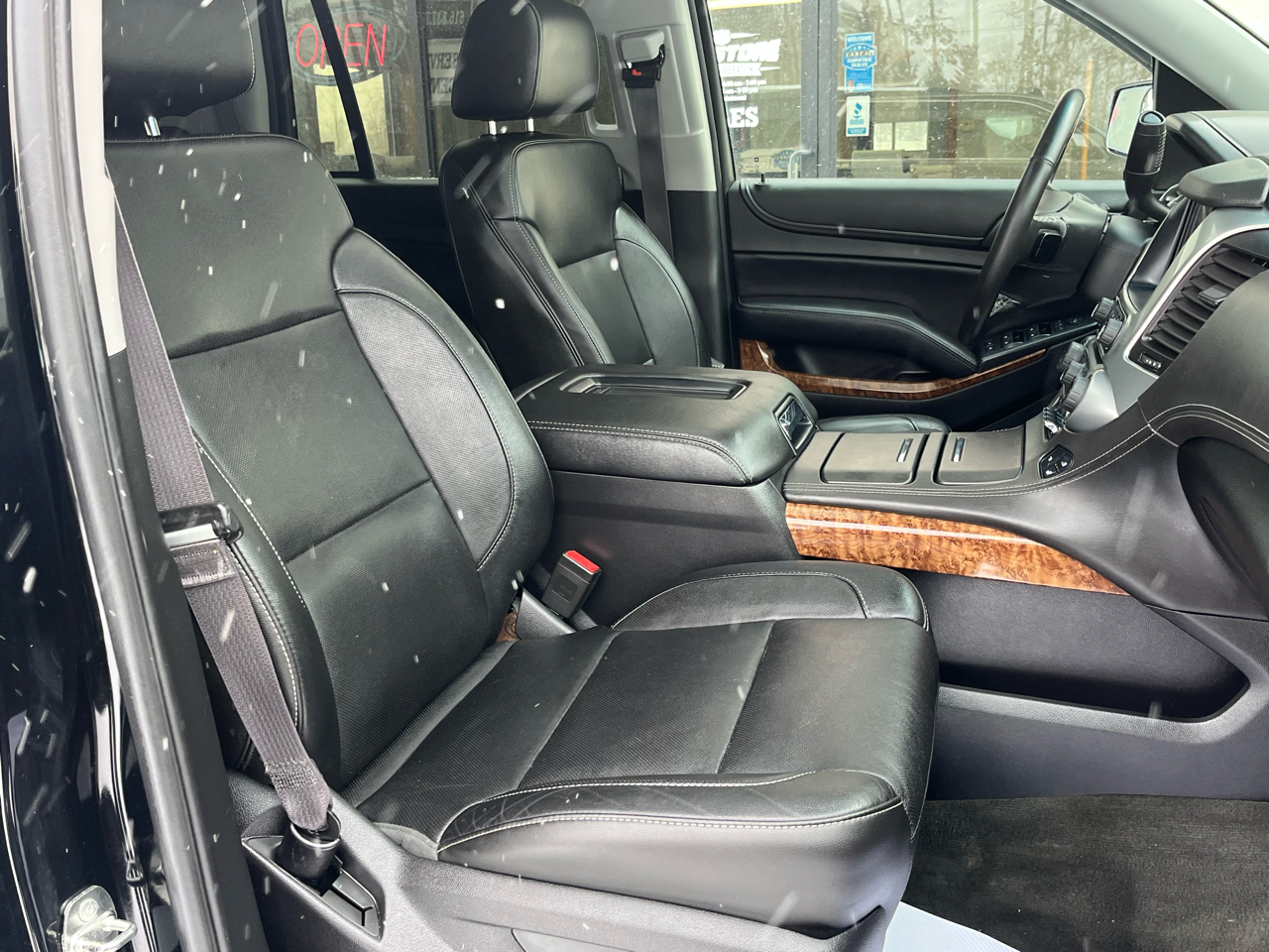 Chevrolet Tahoe 4WD 4dr LTZ 2015