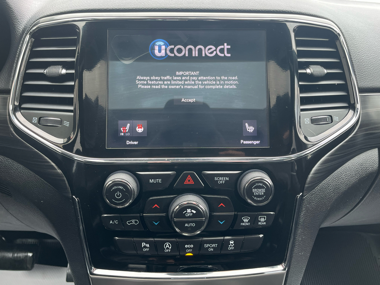 Jeep Grand Cherokee Altitude 4x4 2019