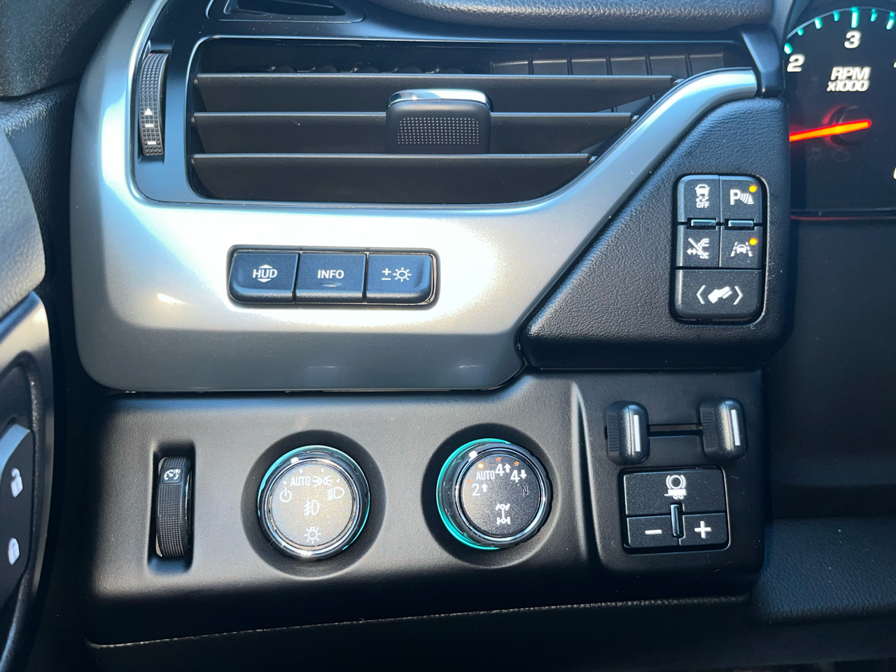 Chevrolet Tahoe  2020