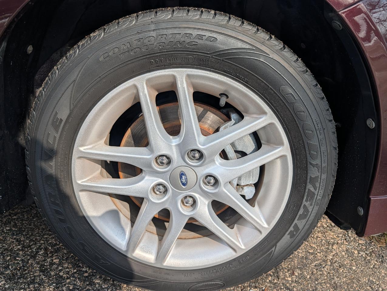 Ford Fusion 4dr Sdn S FWD 2012