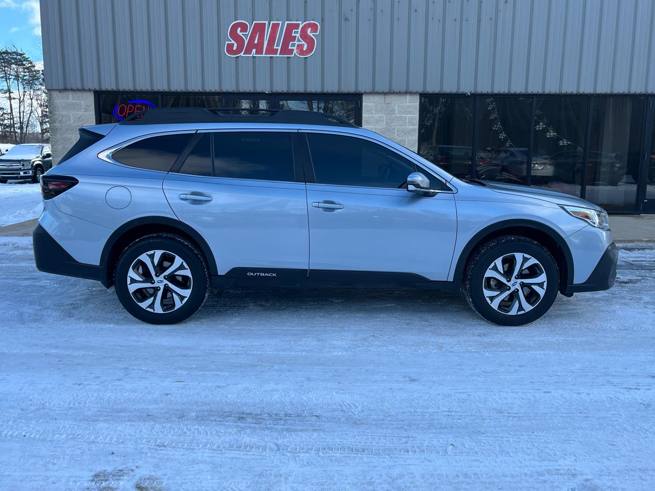 Subaru Outback Limited XT 4D Wagon 2020