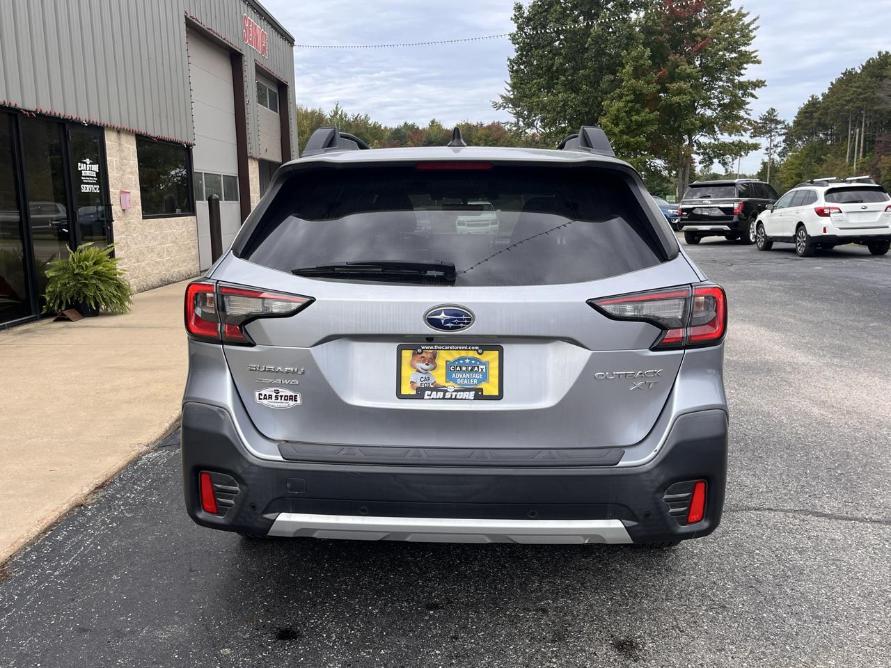 Subaru Outback Limited XT 4D Wagon 2020