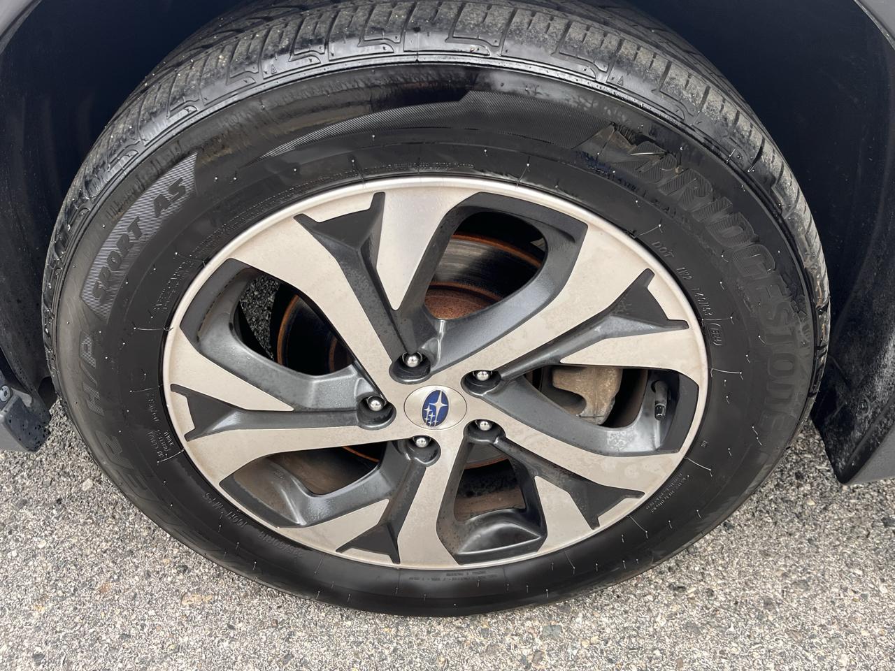 Subaru Outback Limited XT 4D Wagon 2020