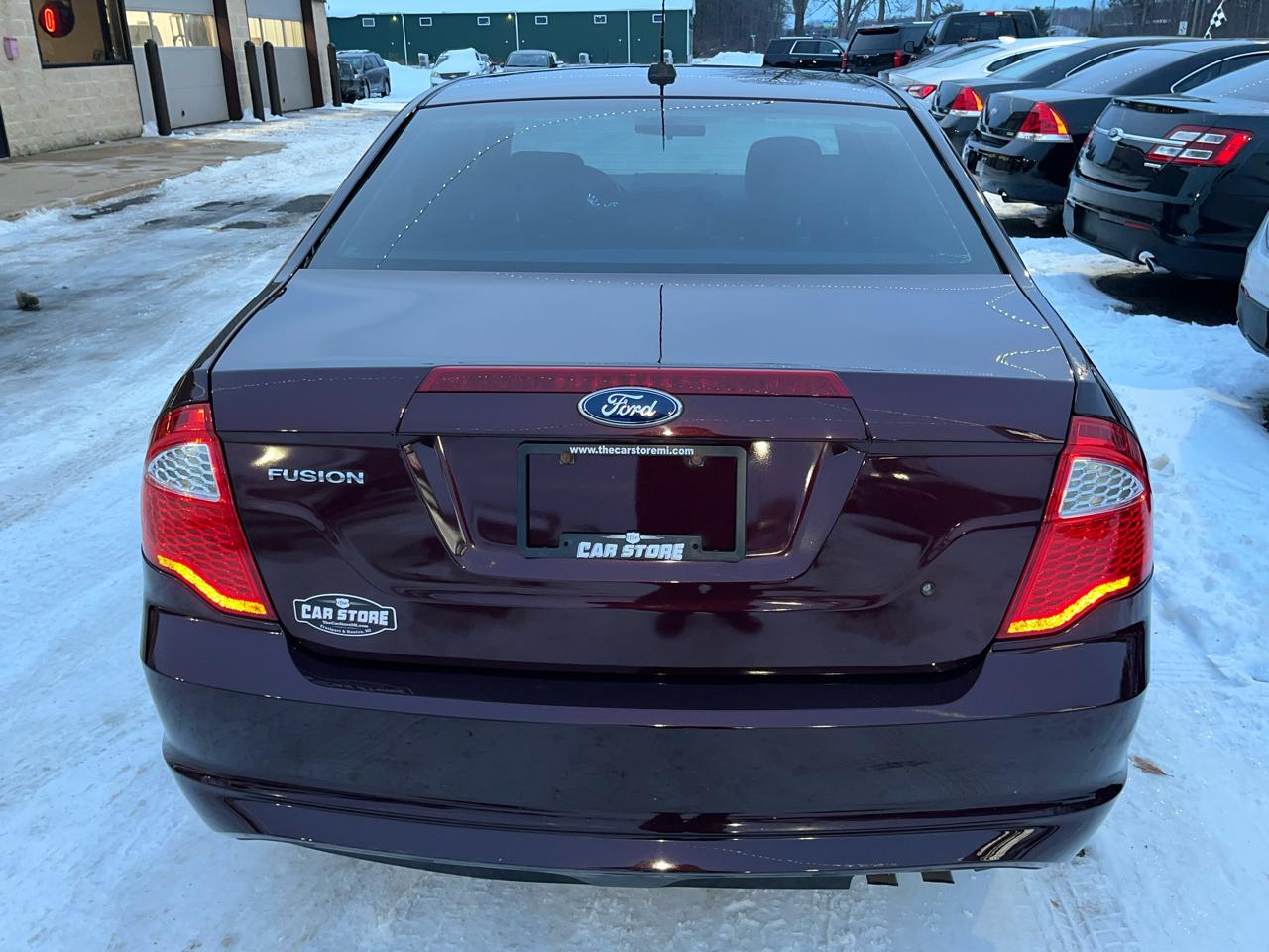 Ford Fusion 4dr Sdn S FWD 2012