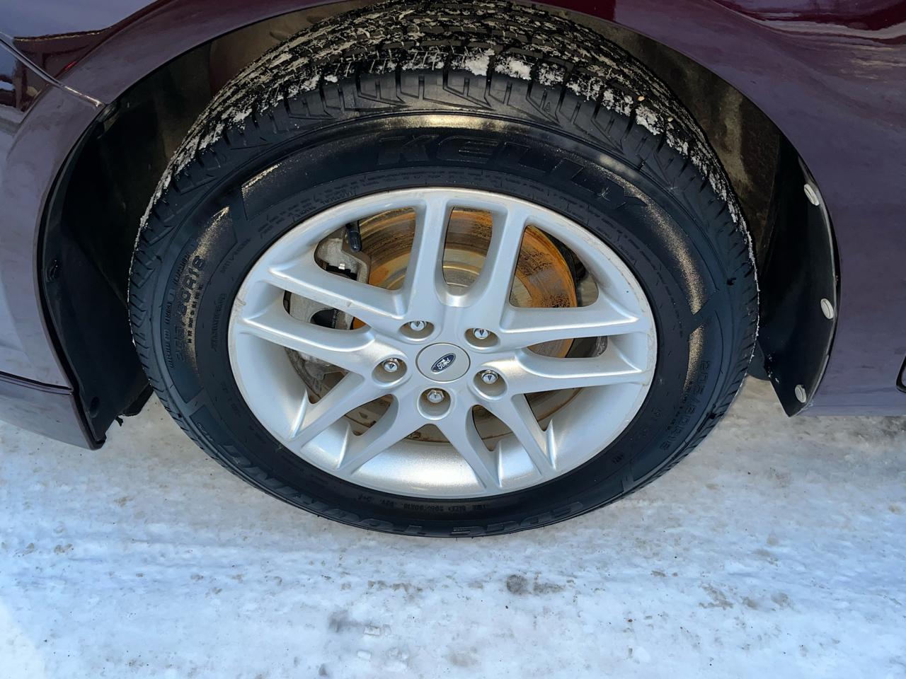 Ford Fusion 4dr Sdn S FWD 2012