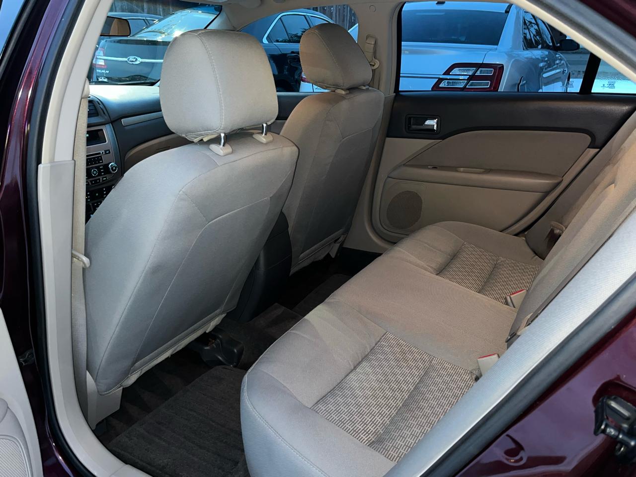 Ford Fusion 4dr Sdn S FWD 2012