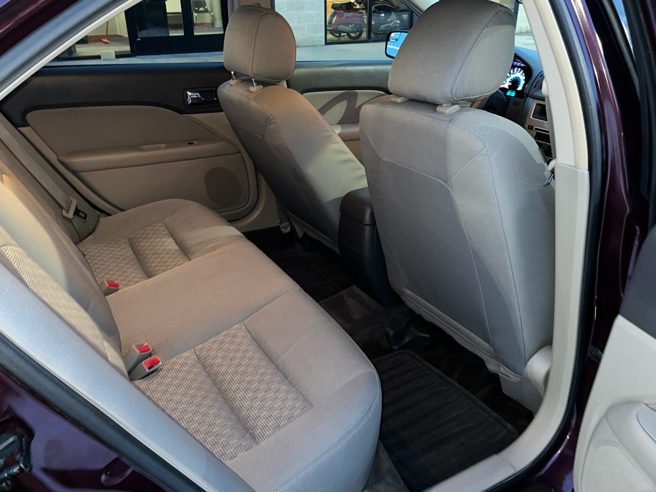 Ford Fusion 4dr Sdn S FWD 2012