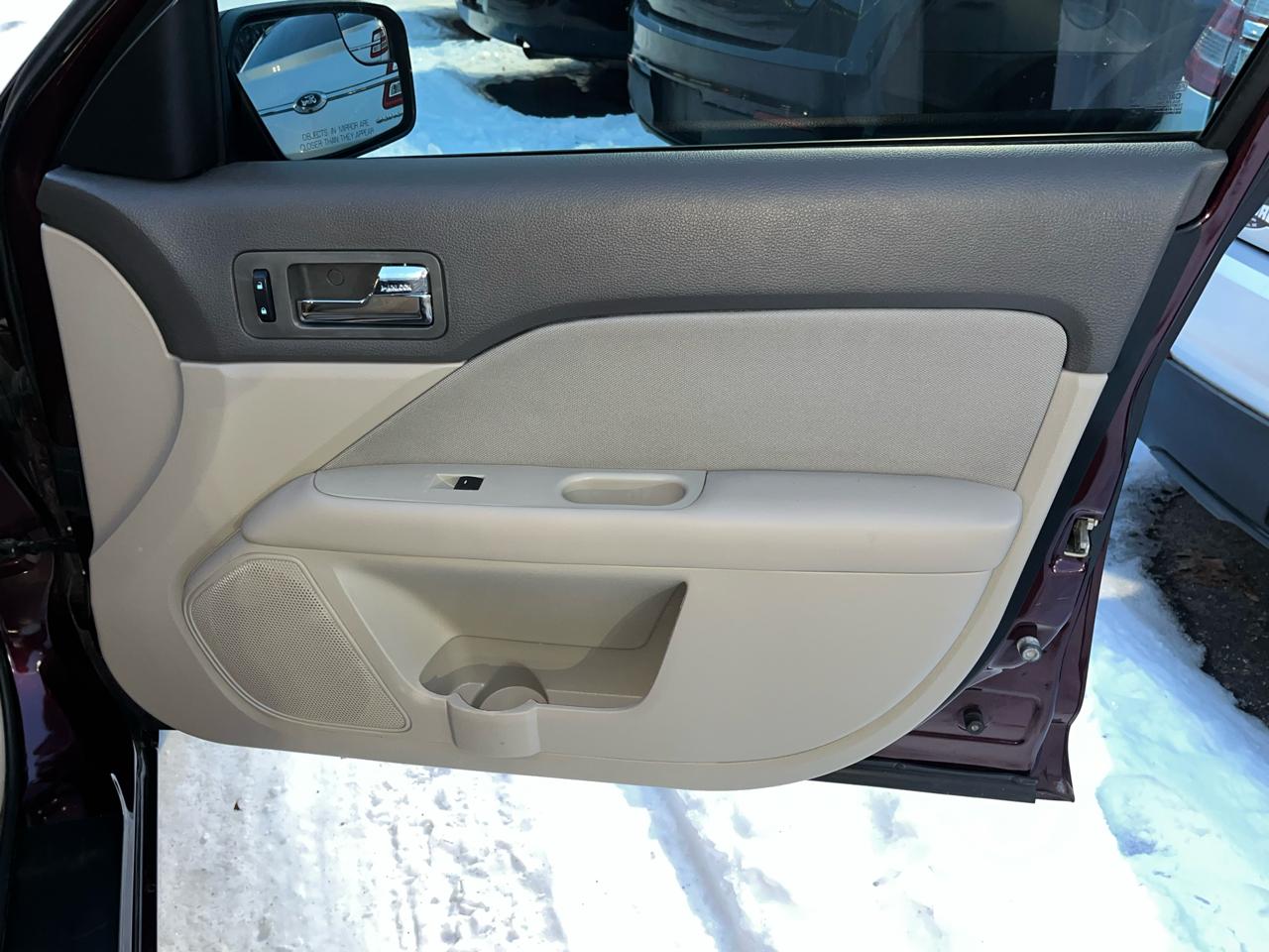 Ford Fusion 4dr Sdn S FWD 2012