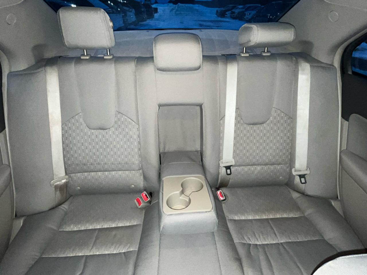 Ford Fusion 4dr Sdn S FWD 2012