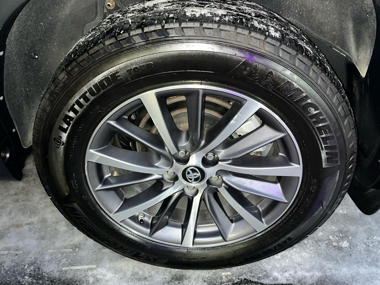 Toyota Highlander  2019