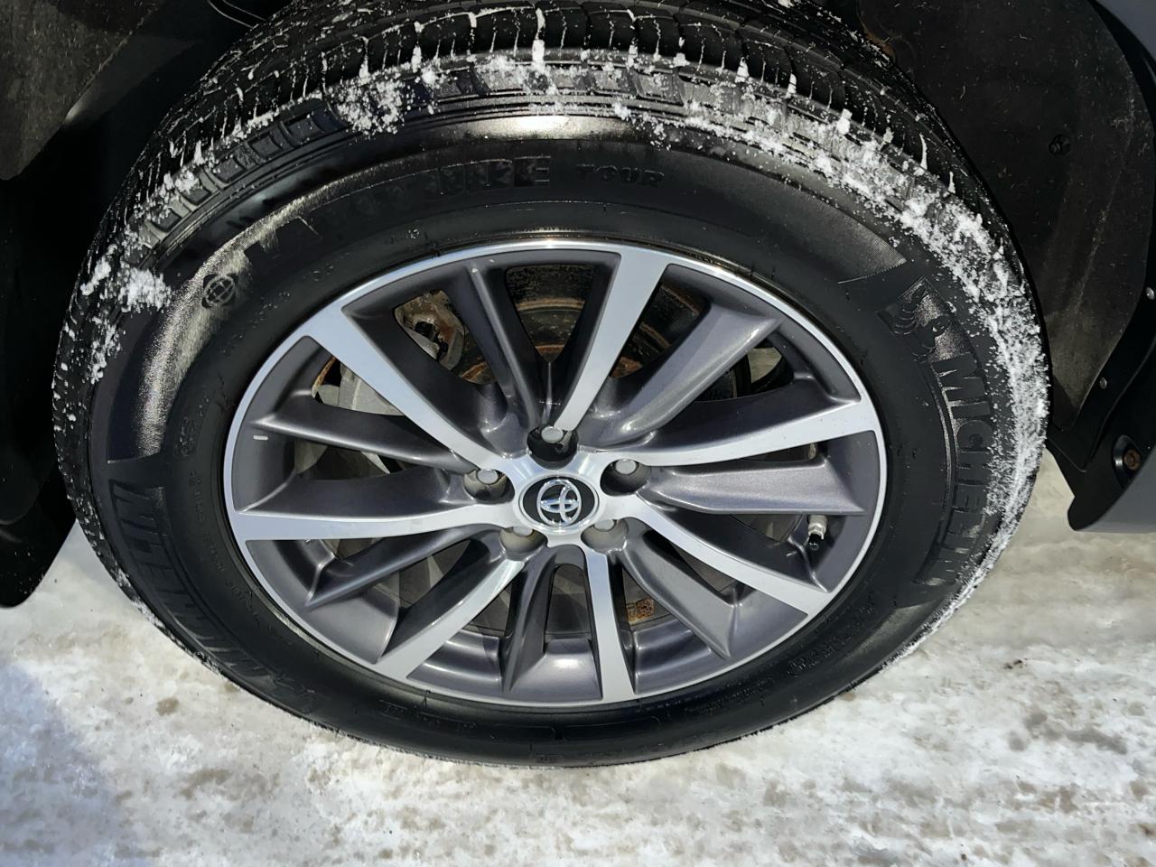 Toyota Highlander  2019