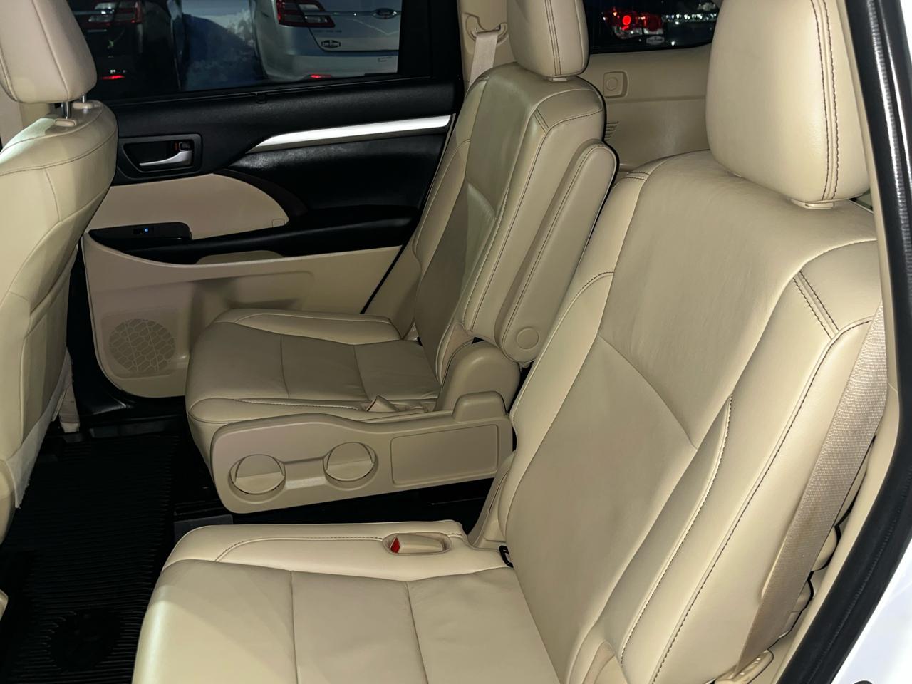 Toyota Highlander  2019