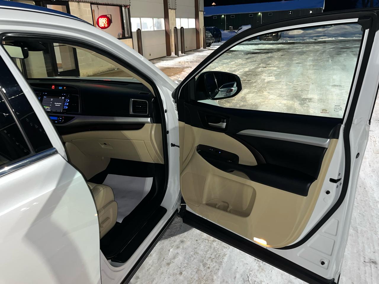 Toyota Highlander  2019