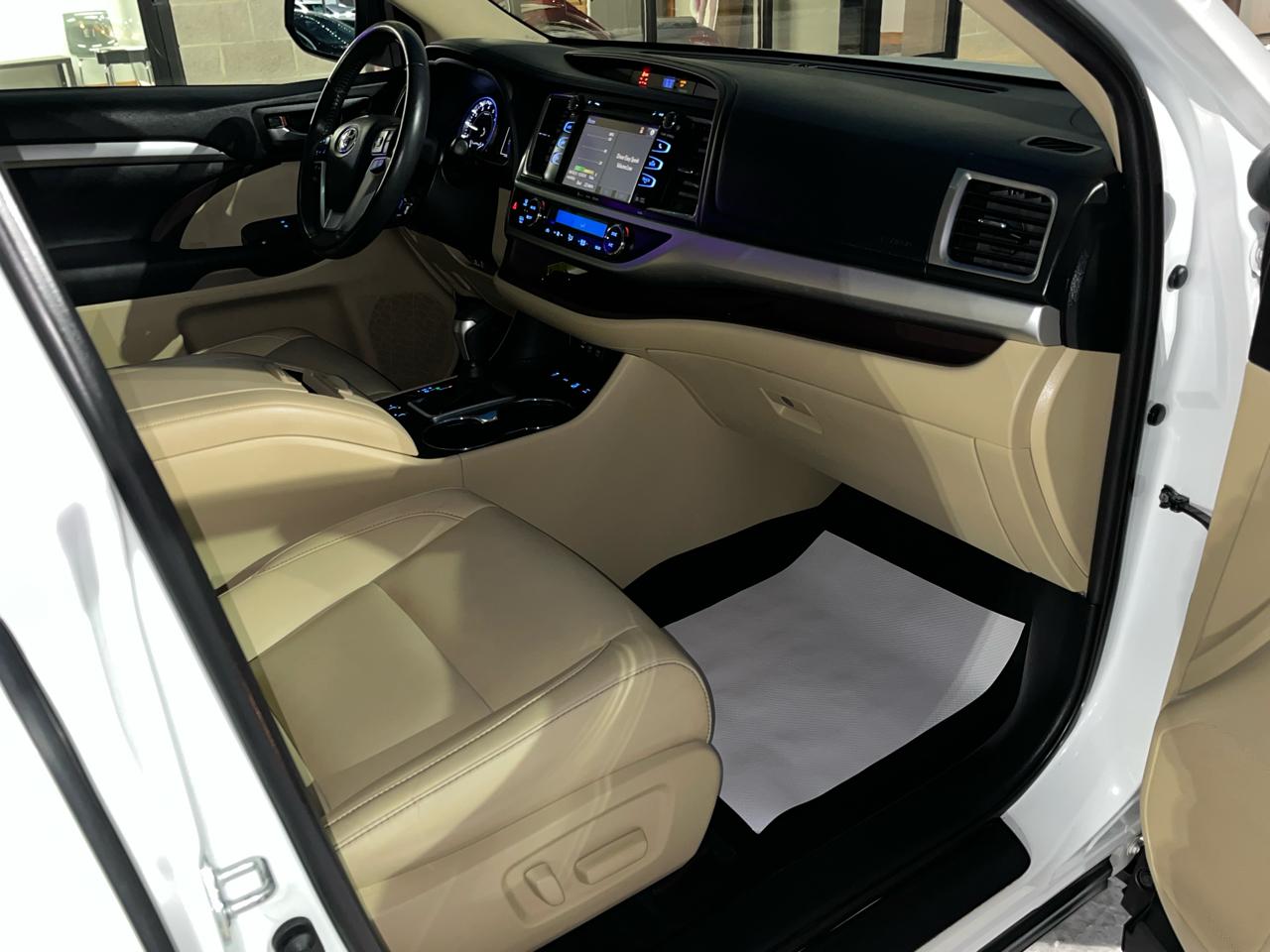 Toyota Highlander  2019