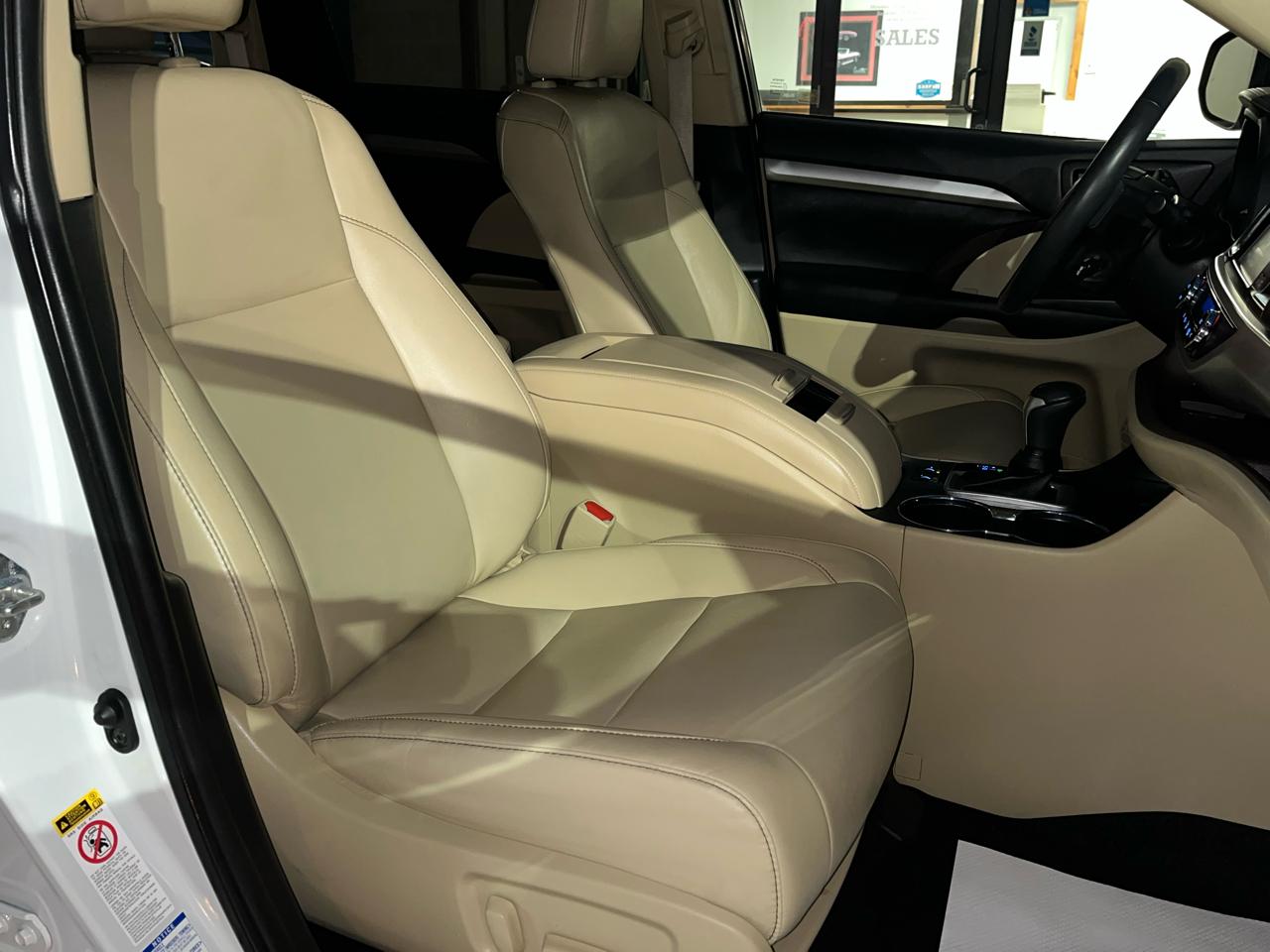 Toyota Highlander  2019