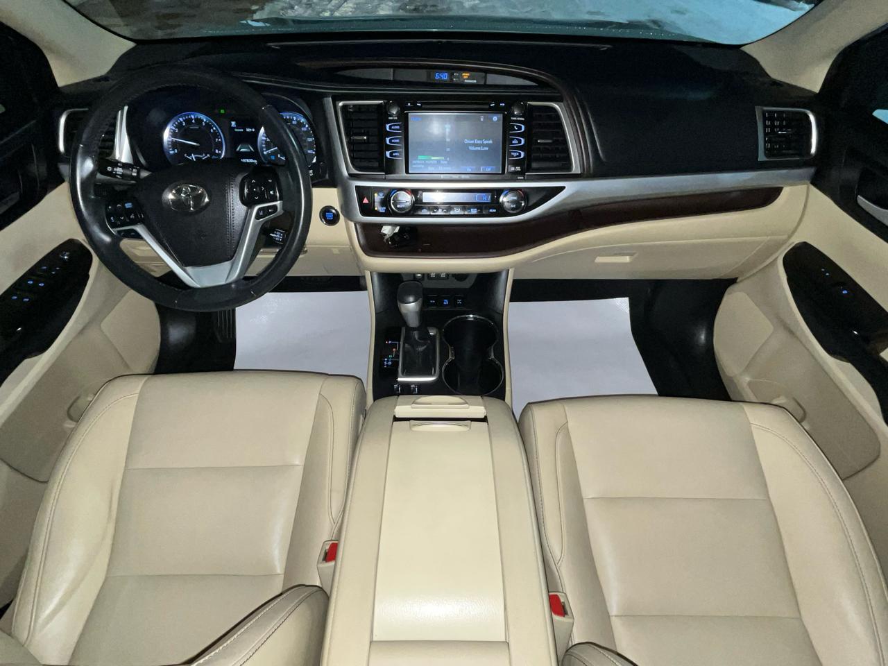 Toyota Highlander  2019