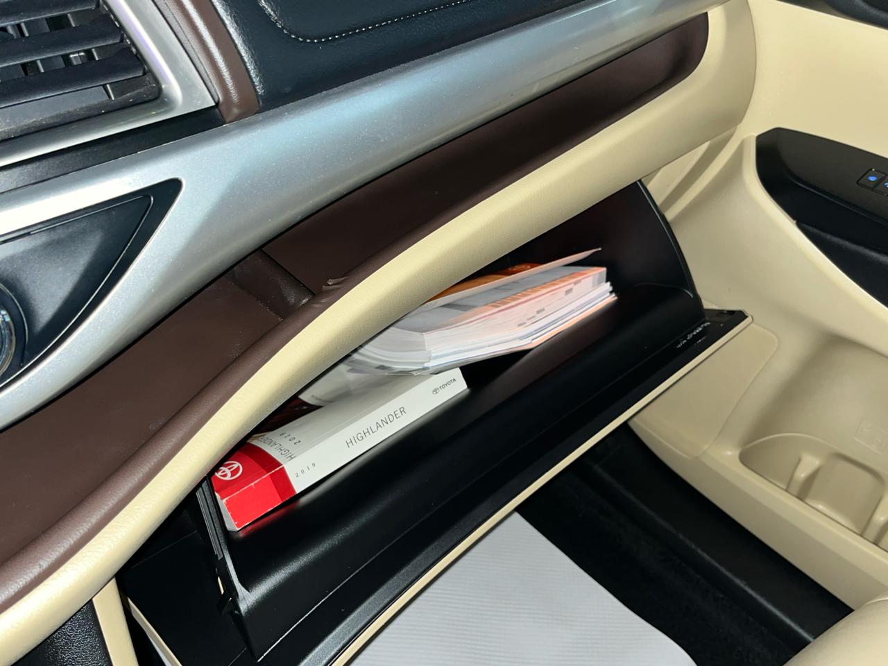 Toyota Highlander  2019